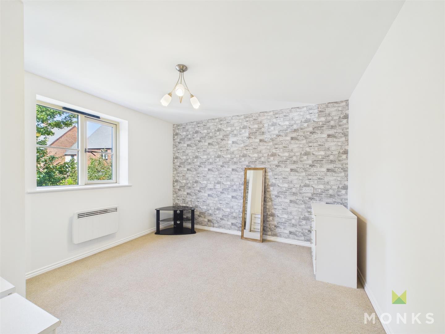19 St. Johns Walk, Telford, TF4 2FT Let Agreed